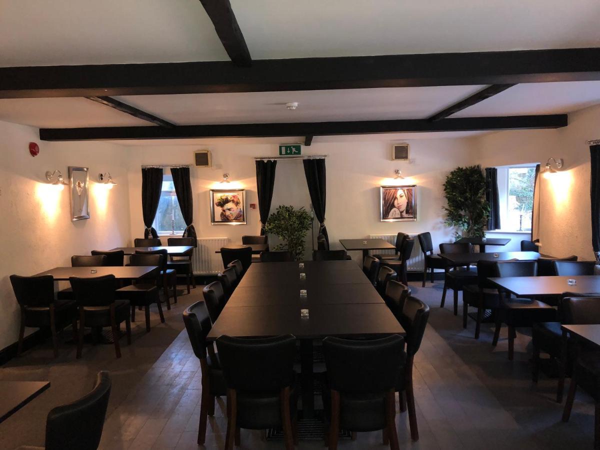 Old Hunters Lodge Whipsnade Buitenkant foto